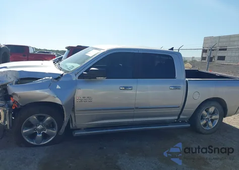 2015 Ram 1500 Slt z USA, uszkodzony, nr VIN 1C6RR6LG6FS613625